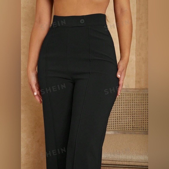 High Waisted Black Trousers 🖤 - Picture 5 of 5